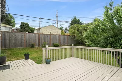 2052 E Wright Avenue, Tacoma, WA 98404 - Photo 16