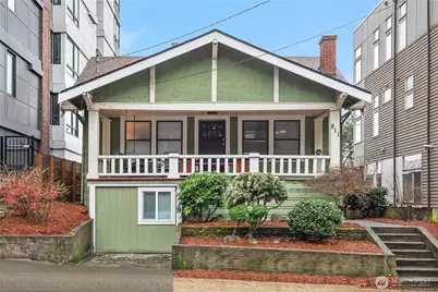 811 NE 66th Street, Seattle, WA 98115 - Photo 2