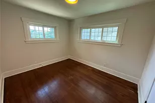 811 NE 66th St, Seattle, WA 98115 - Photo 10
