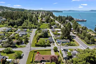 1213 Alaska Ave, Anacortes, WA 98221 - Photo 40