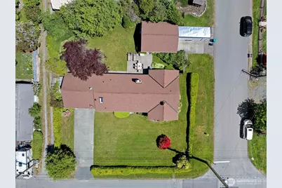 1213 Alaska Avenue, Anacortes, WA 98221 - Photo 2