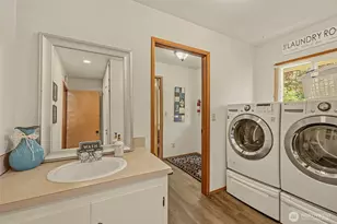 1213 Alaska Ave, Anacortes, WA 98221 - Photo 36