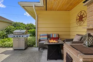 1213 Alaska Ave, Anacortes, WA 98221 - Photo 12