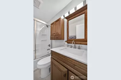 10037 NE 138th Place #D2, Kirkland, WA 98034 - Photo 20