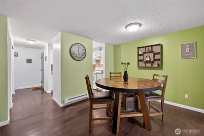 10037 NE 138th Place #D2, Kirkland, WA 98034 - Photo 14