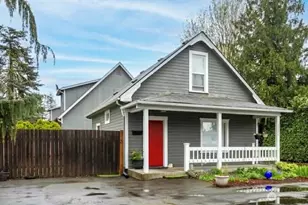 1088 Beach Ave, Marysville, WA 98270 - Photo 2