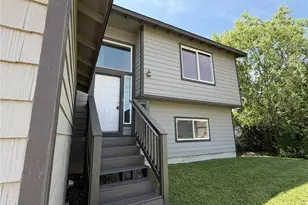 1906 West Peakview Drive, Ellensburg, WA 98926 - Photo 2