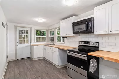 1906 N Wycoff Avenue, Bremerton, WA 98312 - Photo 20