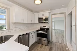 1906 N Wycoff Ave, Bremerton, WA 98312 - Photo 6