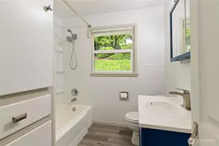 1906 N Wycoff Ave, Bremerton, WA 98312 - Photo 18