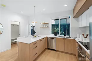 1762 NW 60th St, Seattle, WA 98107 - Photo 10