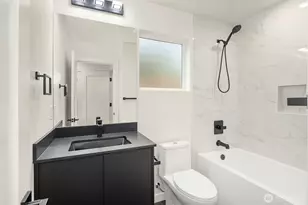 7334 25th Ave NW, Seattle, WA 98117 - Photo 18