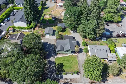 6411 Lake Grove Street SW, Lakewood, WA 98499 - Photo 2