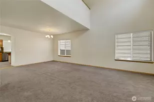 15410 87th Ave E, Puyallup, WA 98375 - Photo 6