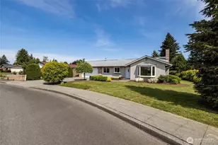 358 Cedar Dr, Lynden, WA 98264 - Photo 4