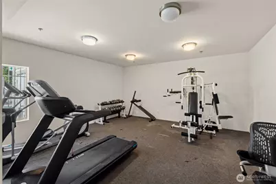 1900 NE 48th Street #E205, Renton, WA 98056 - Photo 22