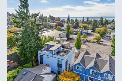 6325 34th Avenue SW #C, Seattle, WA 98126 - Photo 2