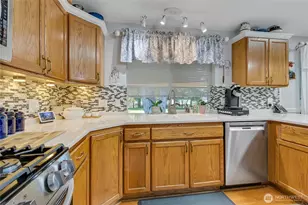 1530 E Old Ranch Rd, Allyn, WA 98524 - Photo 10