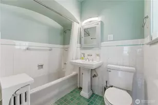 614 35th Ave, Seattle, WA 98122 - Photo 20