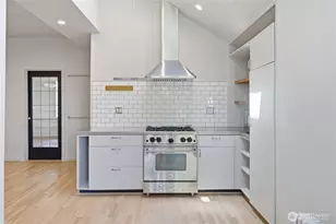 614 35th Ave, Seattle, WA 98122 - Photo 12
