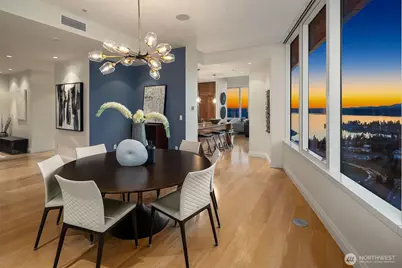 10700 NE 4th Street #4102, Bellevue, WA 98004 - Photo 12
