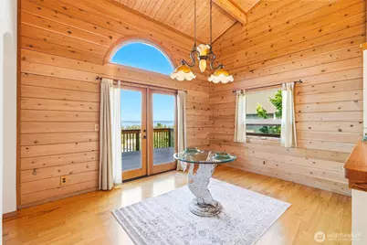 1051 Lightning Way, Camano Island, WA 98282 - Photo 18