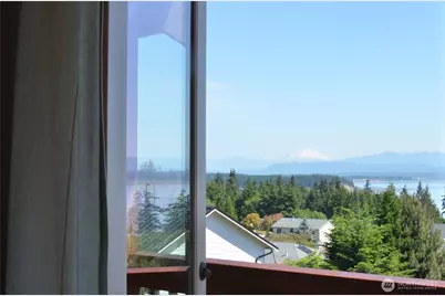 1051 Lightning Way, Camano Island, WA 98282 - Photo 12