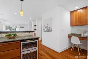 1022 Taylor Ave N, Seattle, WA 98109 - Photo 6