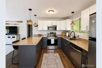 181 Point Brown Avenue NW, Ocean Shores, WA 98569 - Photo 2