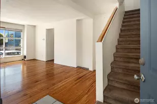 2816 NW 80th St, Seattle, WA 98117 - Photo 8