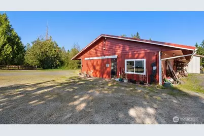 2410 304th Street E, Roy, WA 98580 - Photo 30
