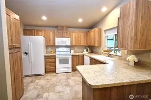 375 W Dungeness Meadows, Sequim, WA 98382 - Photo 10