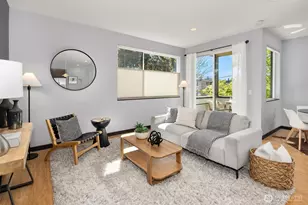 7812 Stroud Ave N, Seattle, WA 98103 - Photo 4