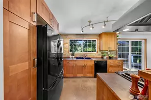 16237 NE 99th St, Redmond, WA 98052 - Photo 12