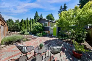16237 NE 99th St, Redmond, WA 98052 - Photo 2