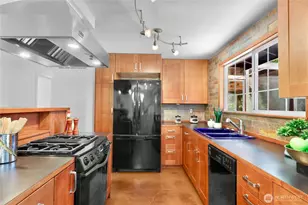 16237 NE 99th St, Redmond, WA 98052 - Photo 14