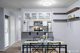 8812 20th Ave NE, Seattle, WA 98115 - Photo 18