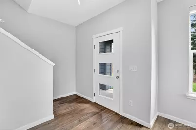 717 NE 382nd Street, La Center, WA 98629 - Photo 4