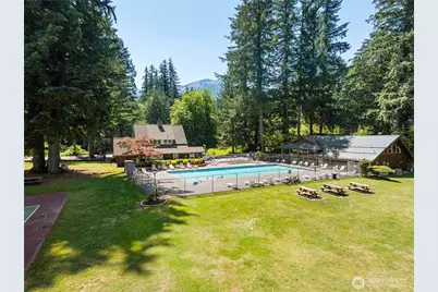7077 Austin Pass Road, Glacier, WA 98244 - Photo 32