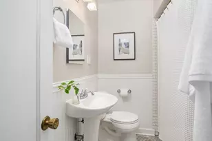 3242 NE 98th St, Seattle, WA 98115 - Photo 18