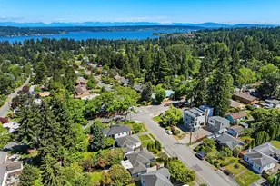 3242 NE 98th St, Seattle, WA 98115 - Photo 36
