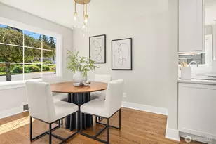 3242 NE 98th St, Seattle, WA 98115 - Photo 10