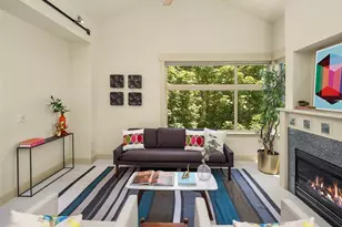2035 Eastlake Ave E, Seattle, WA 98102 - Photo 2