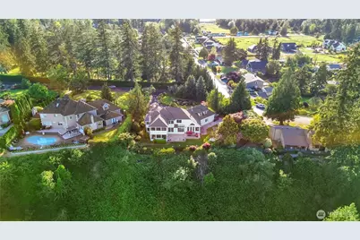 1603 126th Avenue E, Edgewood, WA 98372 - Photo 2