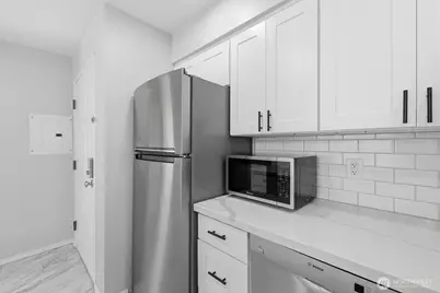 2560 118th Avenue SE #3-301, Bellevue, WA 98005 - Photo 6