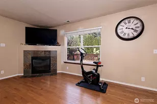 14321 108th Ave E, Puyallup, WA 98374 - Photo 8