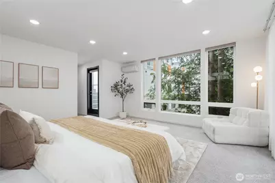 8613 23rd Avenue NE #B, Seattle, WA 98115 - Photo 34