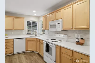 9523 200th Street E, Graham, WA 98338 - Photo 16