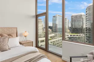 10232 NE 10th St, Bellevue, WA 98004 - Photo 12