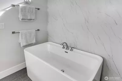 155 Gassman Road, Castle Rock, WA 98611 - Photo 18